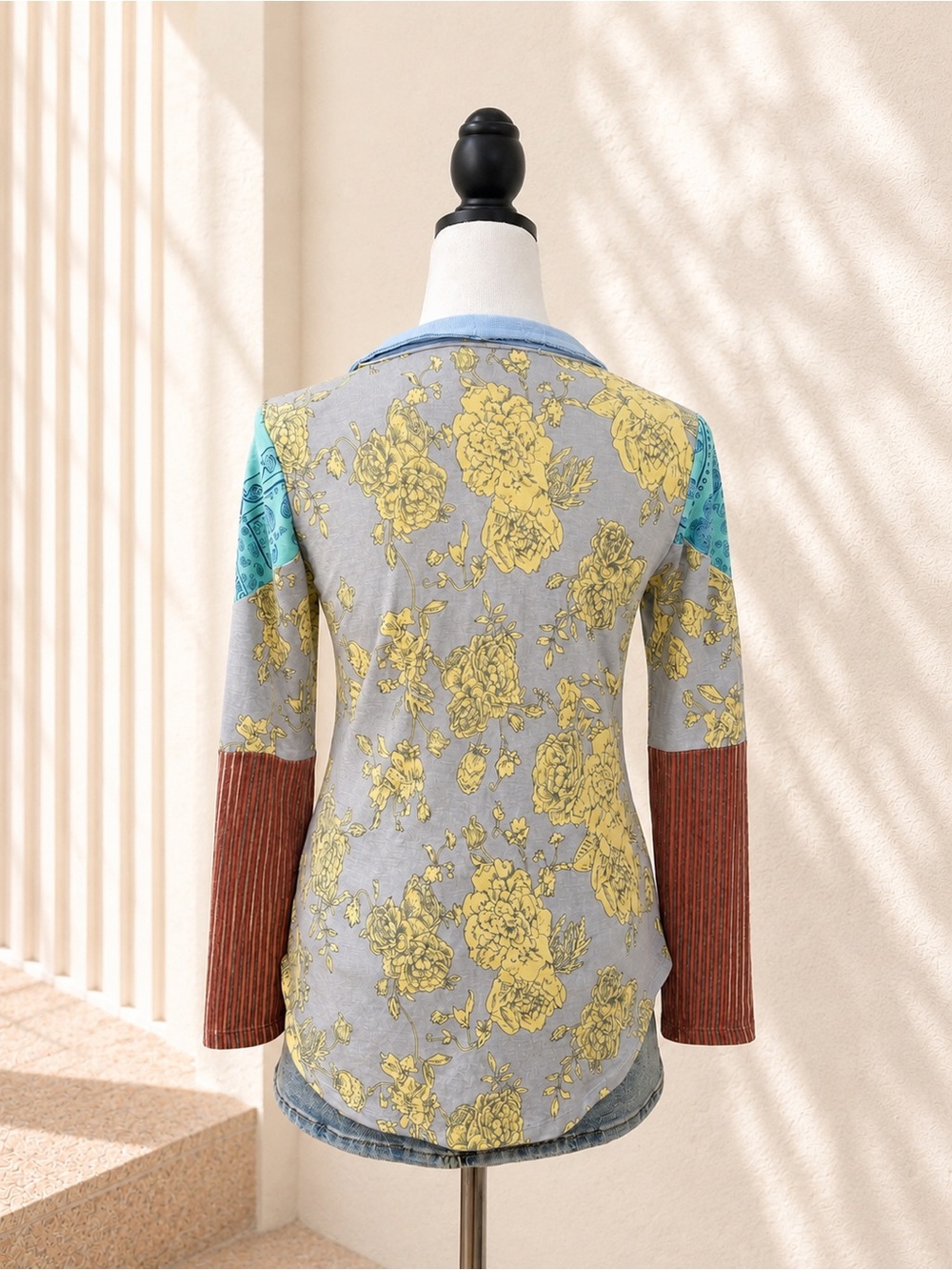 Bucketlist Floral Patchwork Henley Top Blue Yellow Boho Made in USA Size Small - Picture 2 of 9